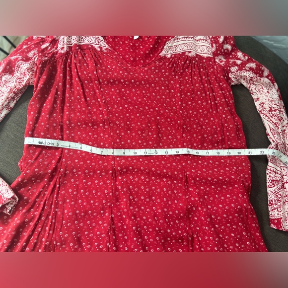 FREE PEOPLE V NECK BOHO LONG BELL SLEEVE MINI DRESS SZ S Trendy RED fits… - Picture 8 of 9